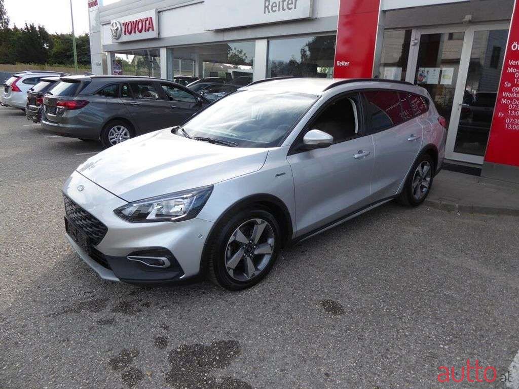 2019' Ford Focus photo #2