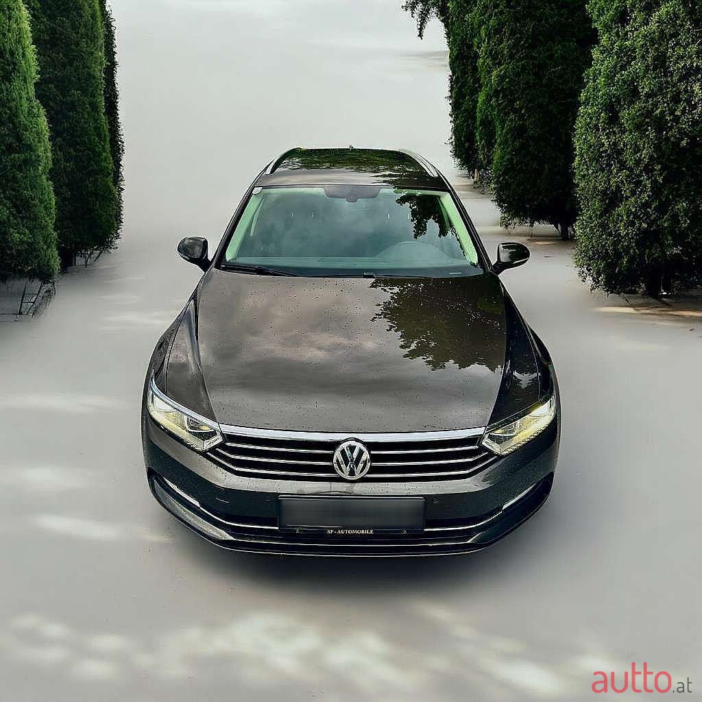 2017' Volkswagen Passat photo #3