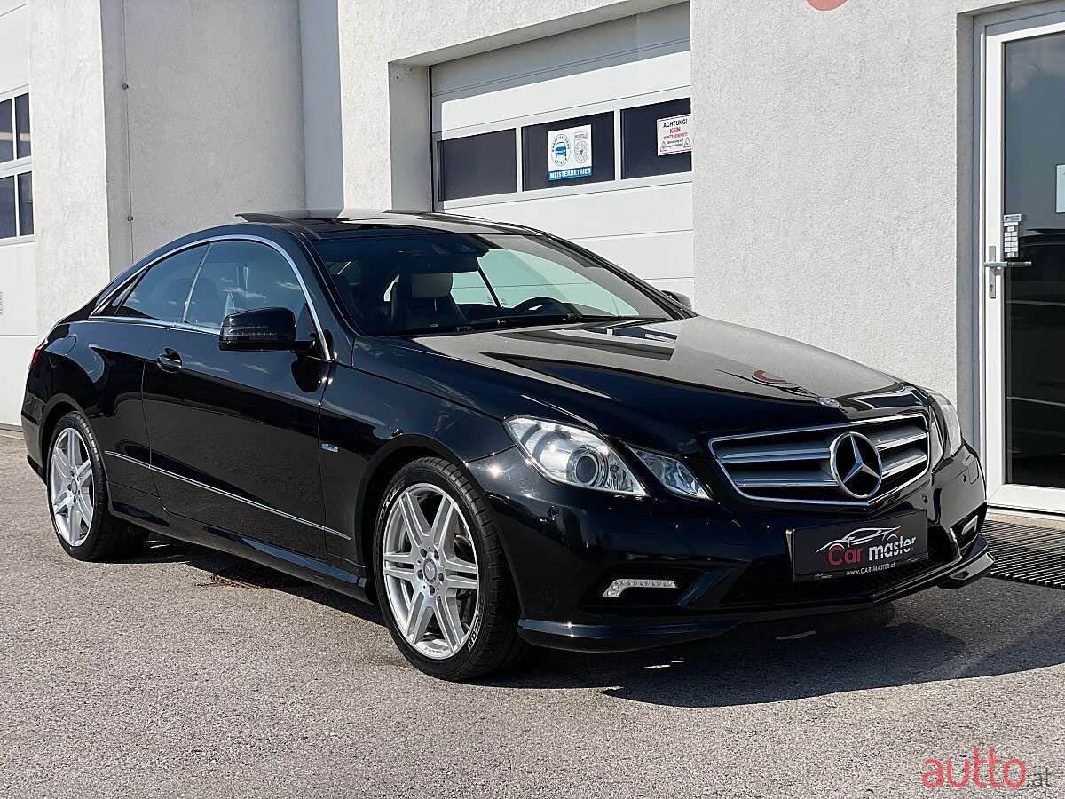 2010' Mercedes-Benz E-Klasse photo #1