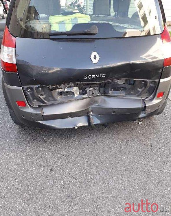 2005' Renault Scenic photo #2
