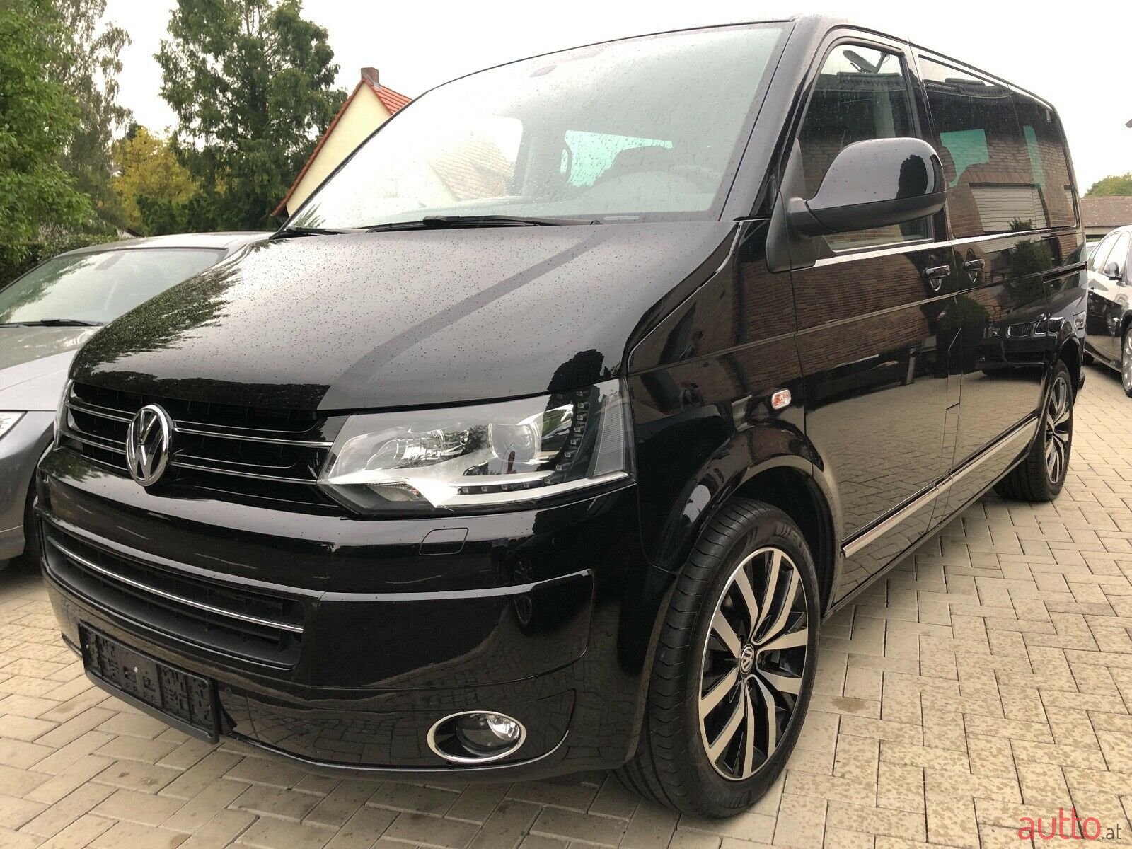 2015' Volkswagen T5 Multivan Highline 2,0 BMT BiTDI 4motion photo #1