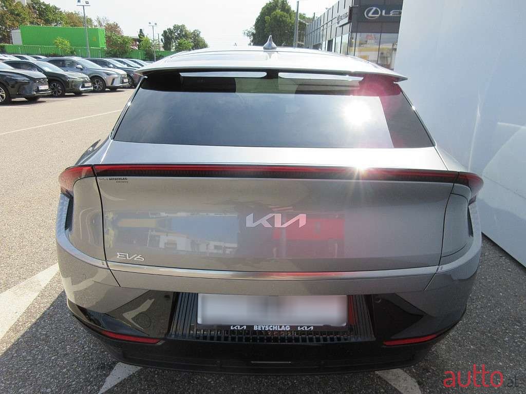 2023' Kia EV6 photo #2