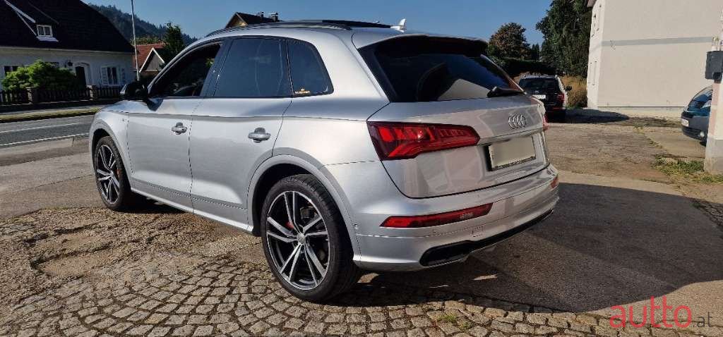2018' Audi Q5 photo #5