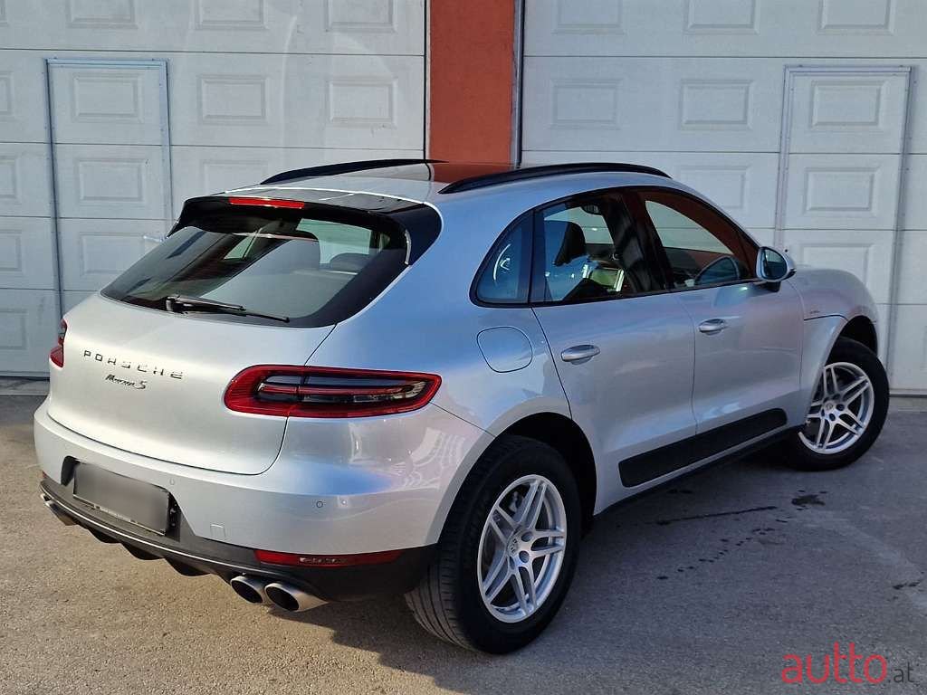 2015' Porsche Macan photo #4