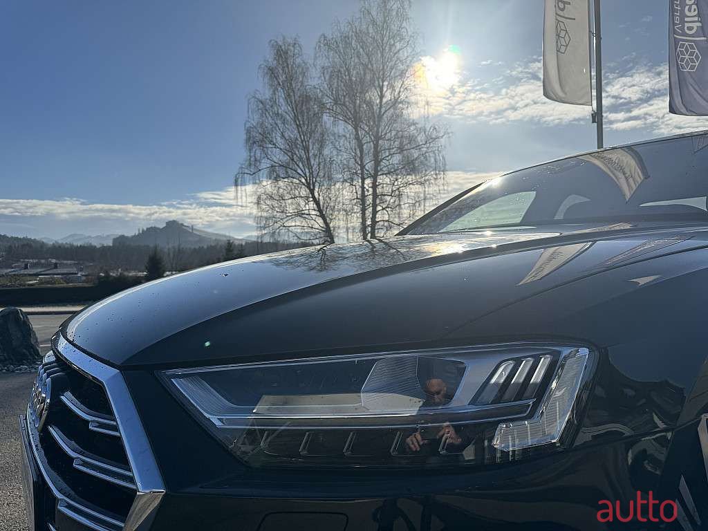 2020' Audi A8 photo #4