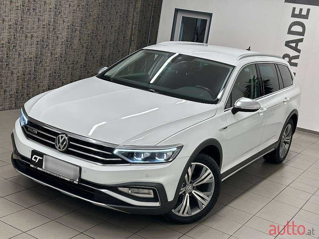 2020' Volkswagen Passat photo #3