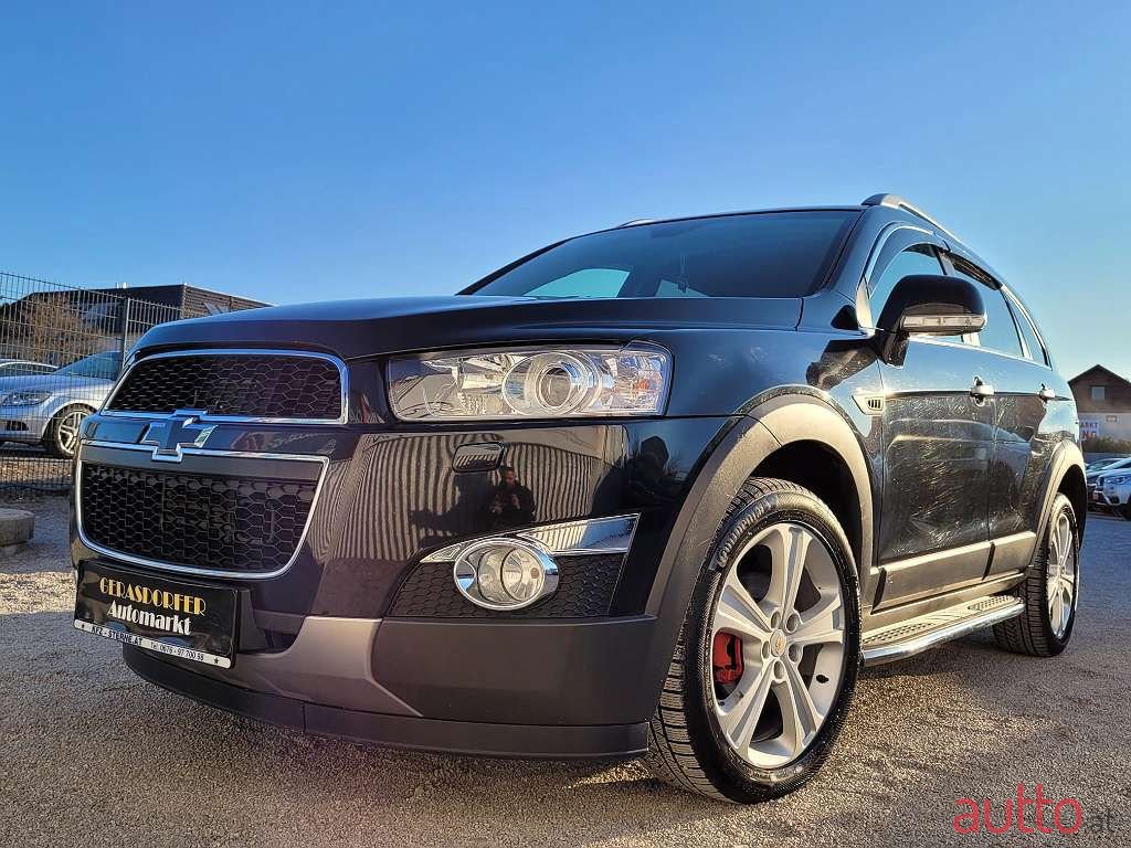 2012' Chevrolet Captiva photo #2