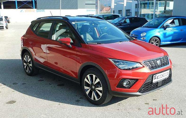 2020' SEAT Arona photo #3