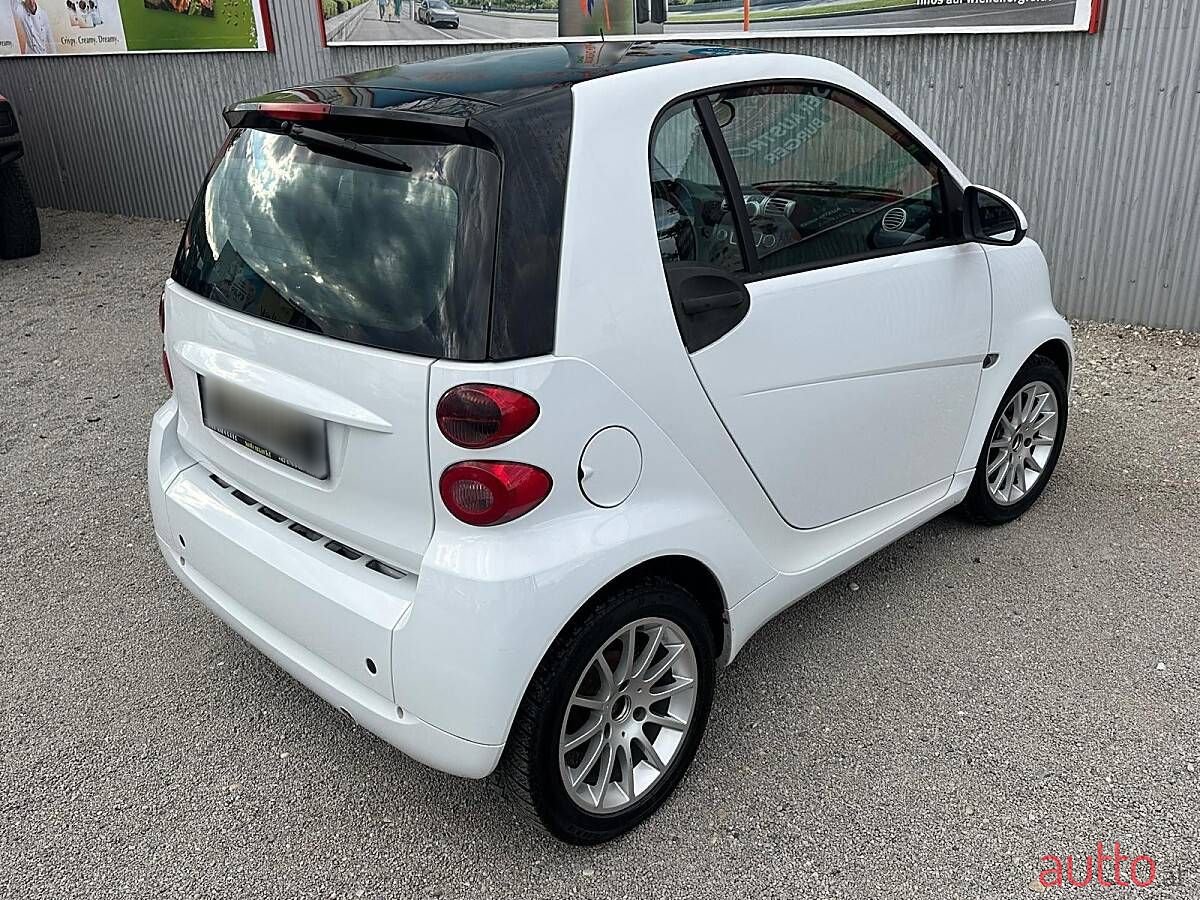 2011' Smart Fortwo photo #6