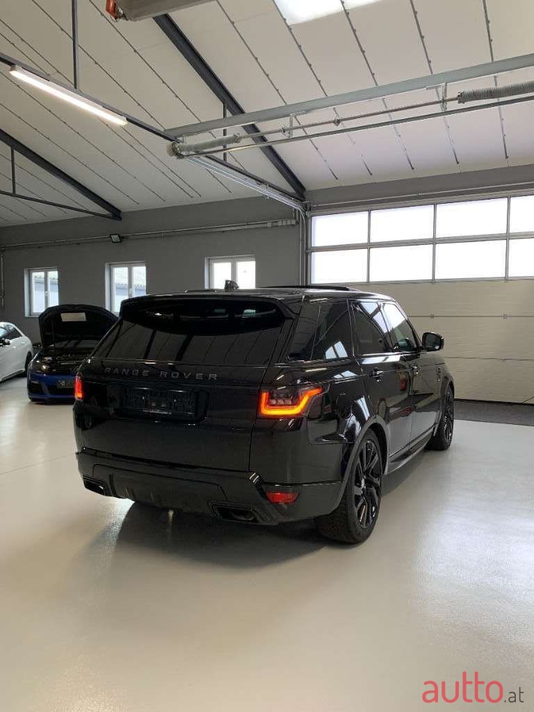 2018' Land Rover Range Rover Sport photo #5