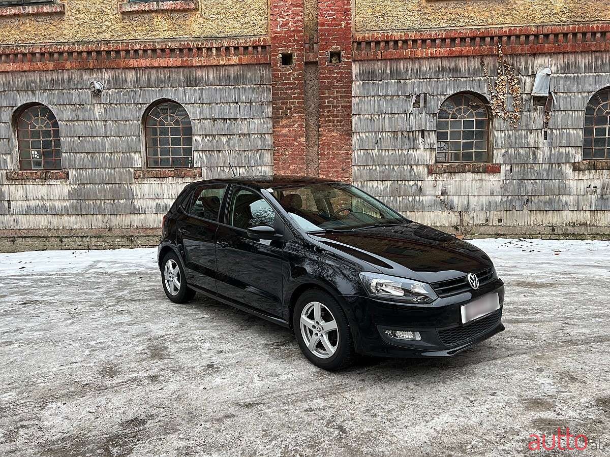 2012' Volkswagen Polo photo #1