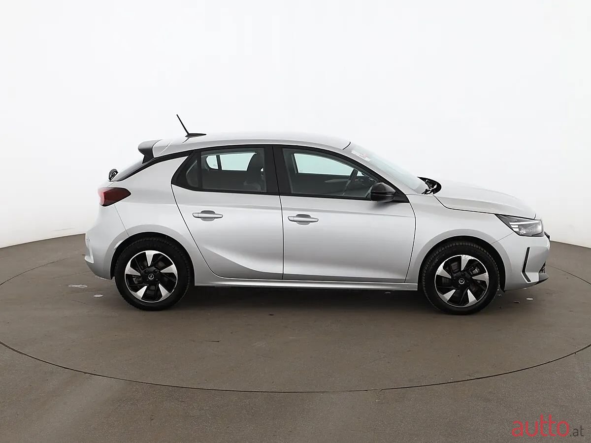 2024' Opel Corsa photo #3