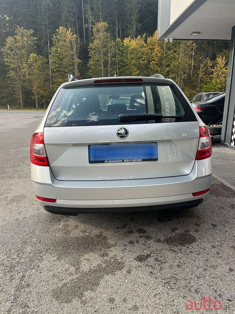 2019' Skoda Octavia photo #6