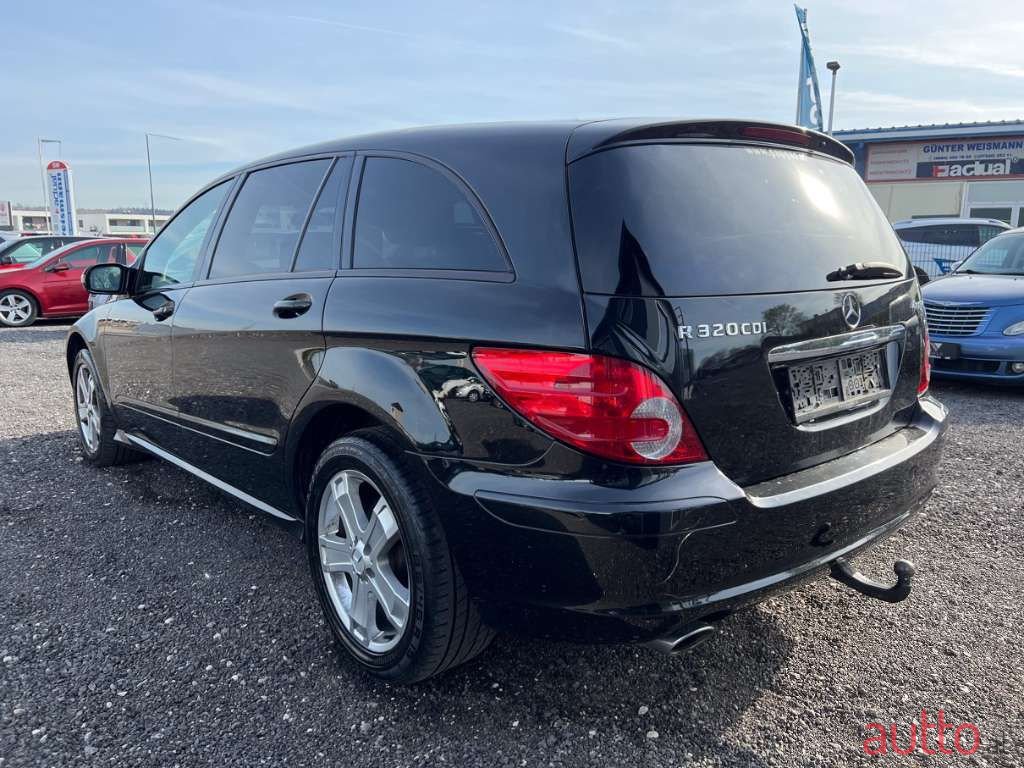 2007' Mercedes-Benz R-Klasse photo #3