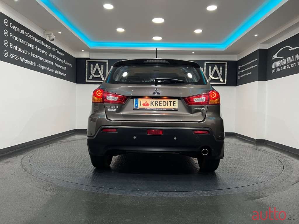 2012' Mitsubishi ASX photo #4