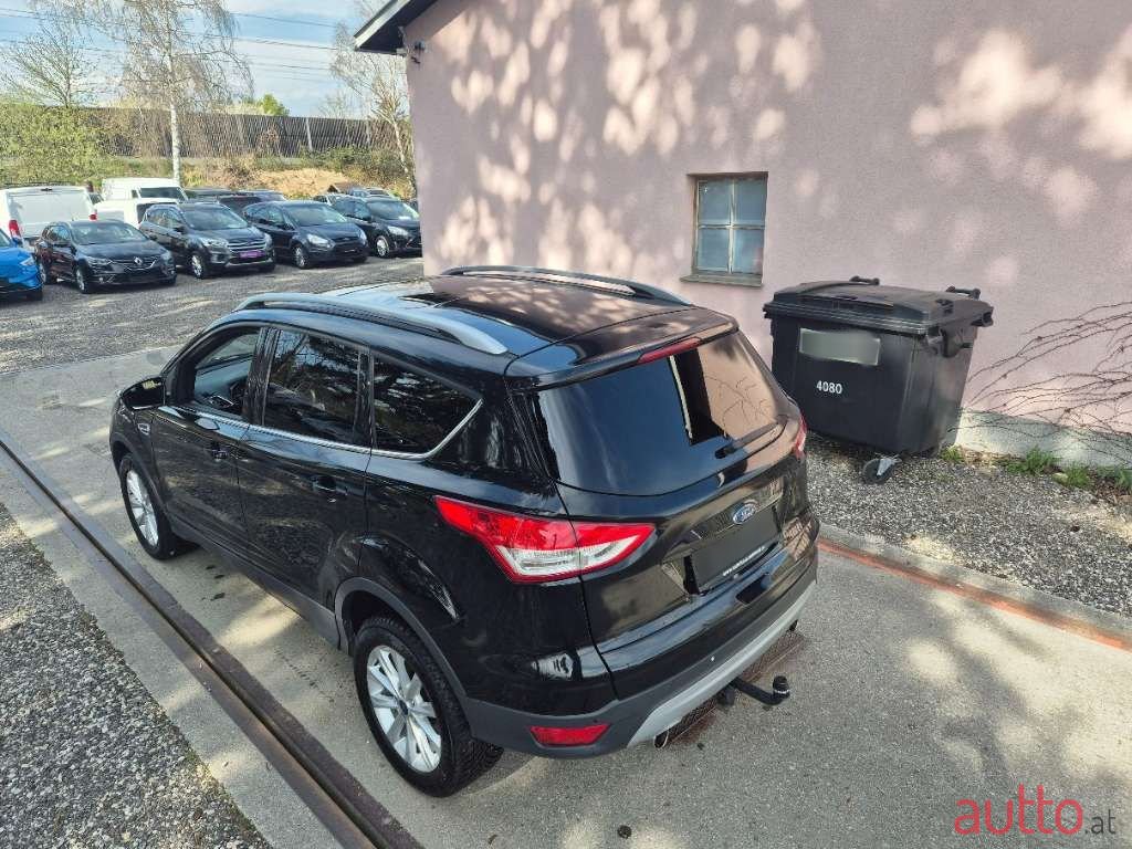 2016' Ford Kuga photo #5