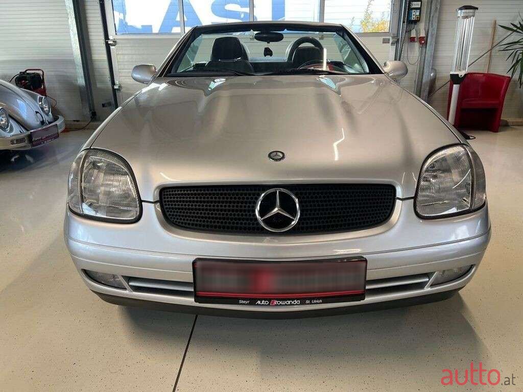 2002' Mercedes-Benz Slk-Klasse photo #3