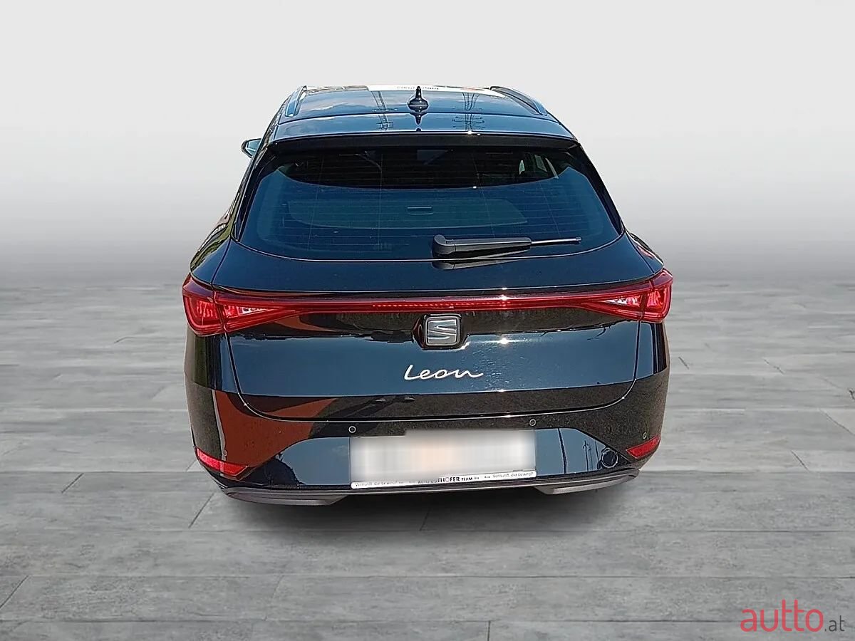 2023' SEAT Leon photo #4