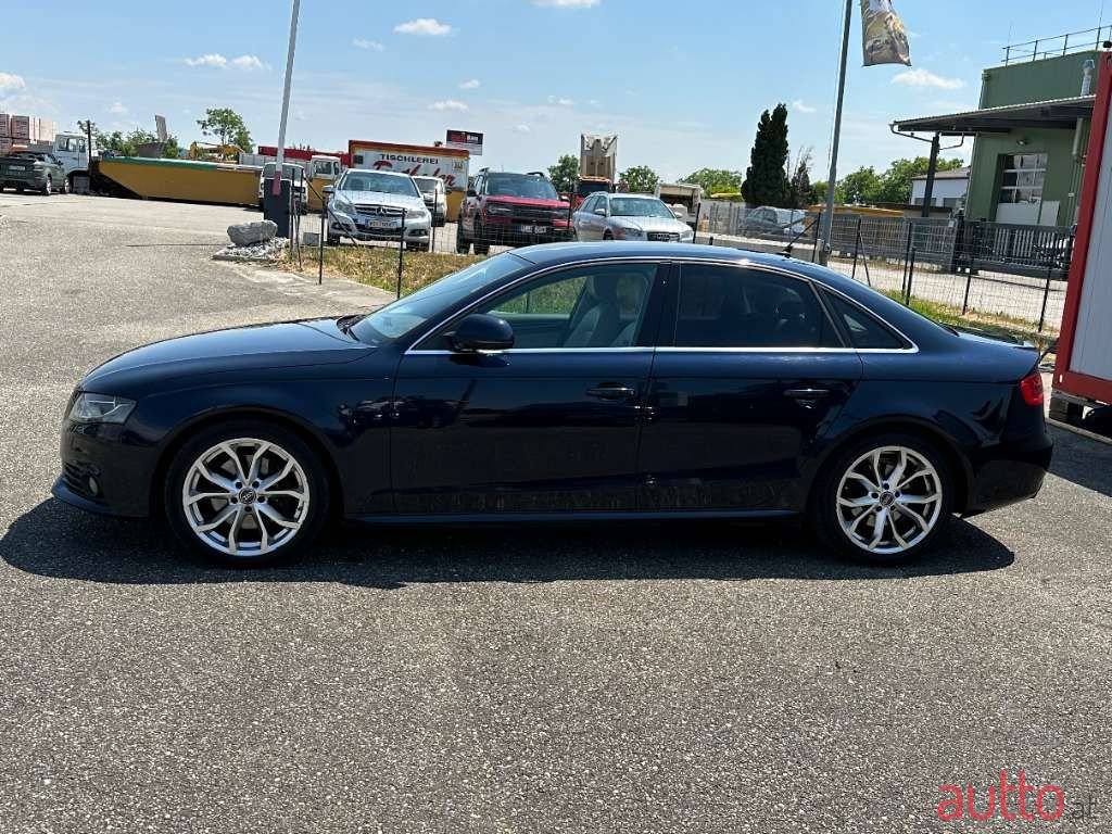 2009' Audi A4 photo #2
