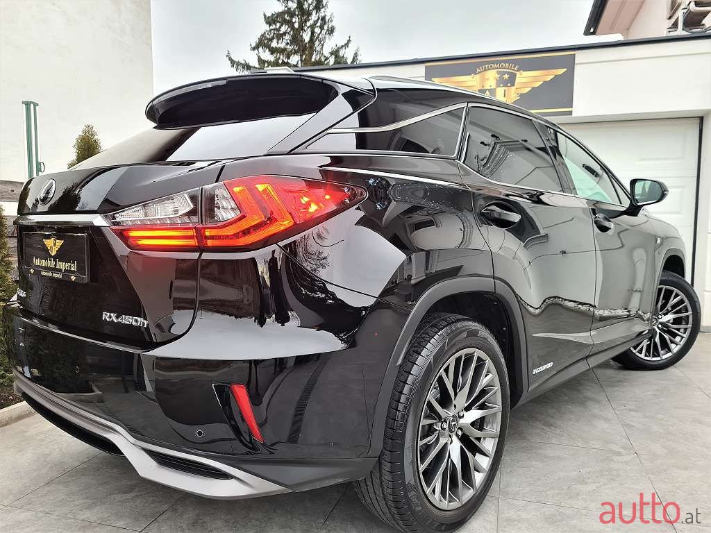 2016' Lexus RX photo #4