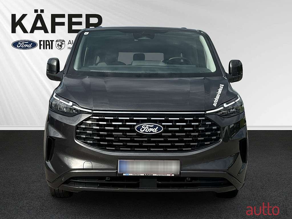 2024' Ford Tourneo photo #2