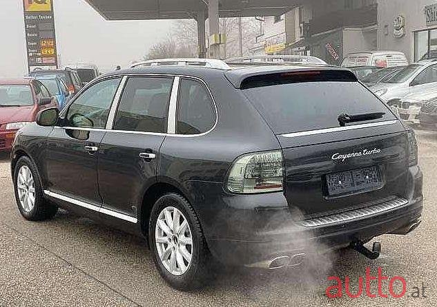 2003' Porsche Cayenne photo #1