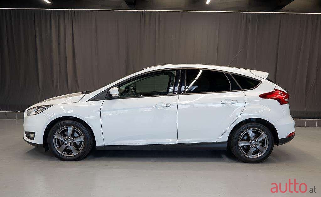 2016' Ford Focus photo #4