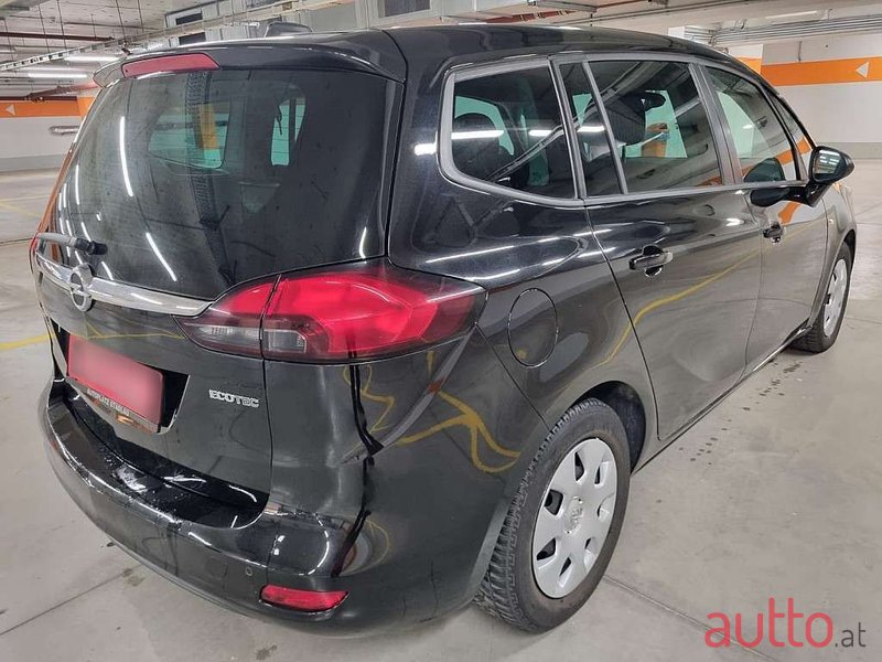 2018' Opel Zafira photo #6