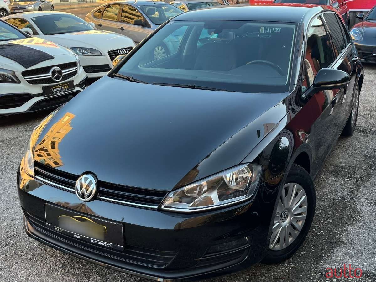 2013' Volkswagen Golf photo #4