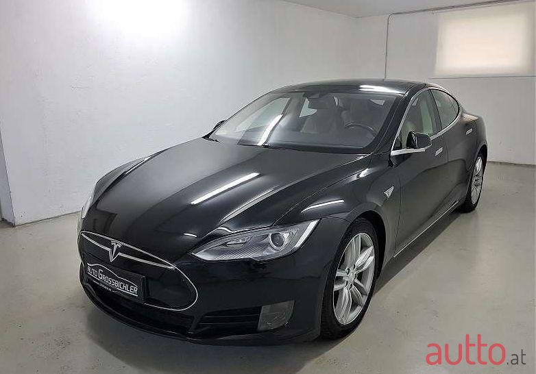 2016' Tesla Model S photo #1
