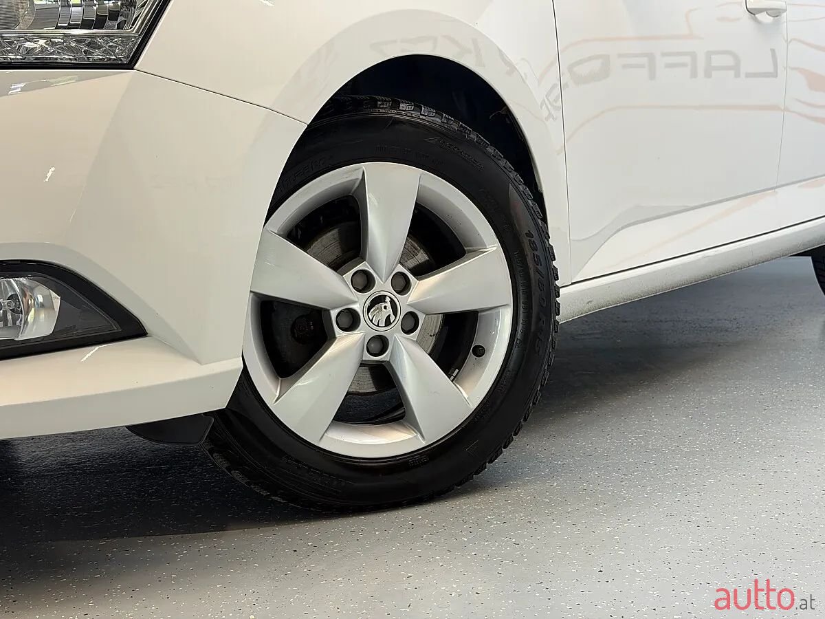 2019' Skoda Fabia photo #5