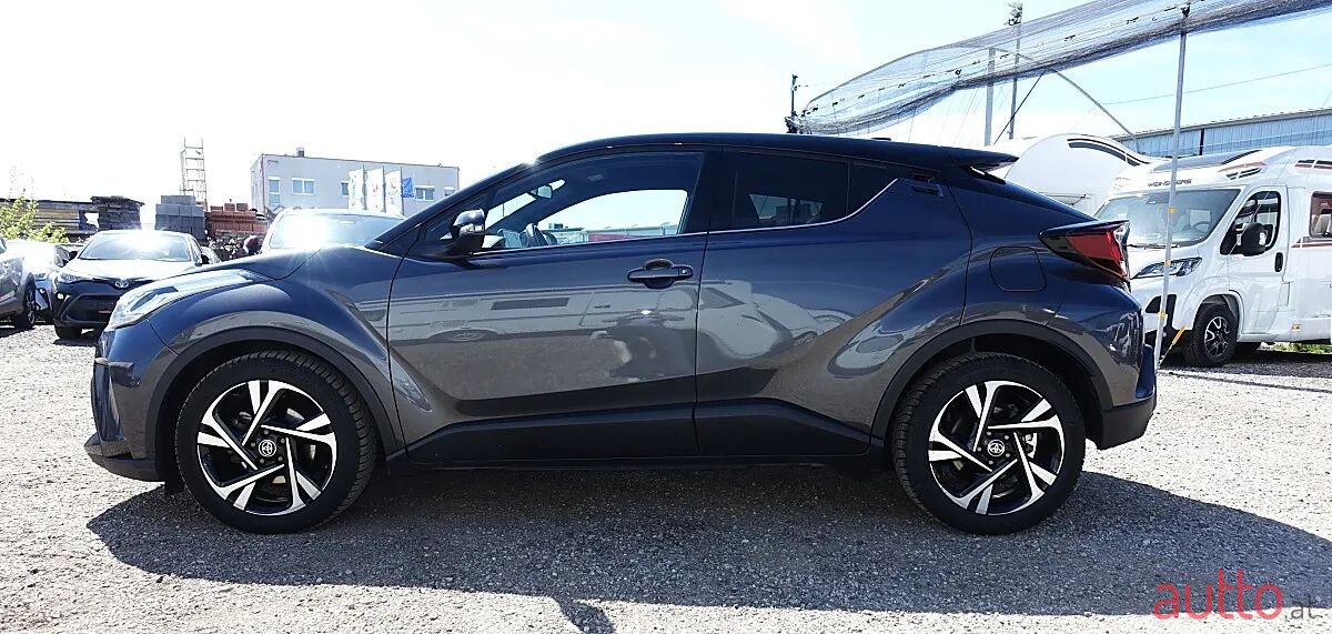 2023' Toyota C-HR photo #6