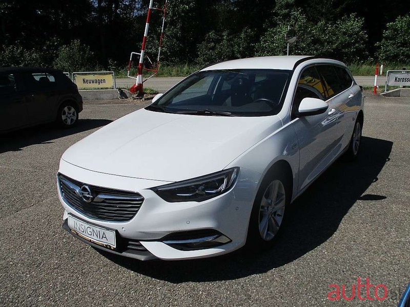 2018' Opel Insignia photo #2