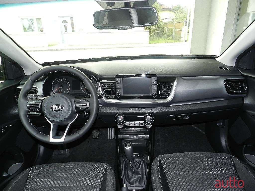 2018' Kia Stonic photo #4