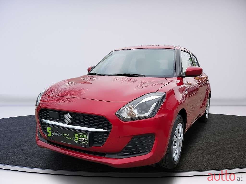 2021' Suzuki Swift photo #2
