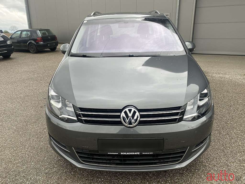 2012' Volkswagen Sharan photo #2