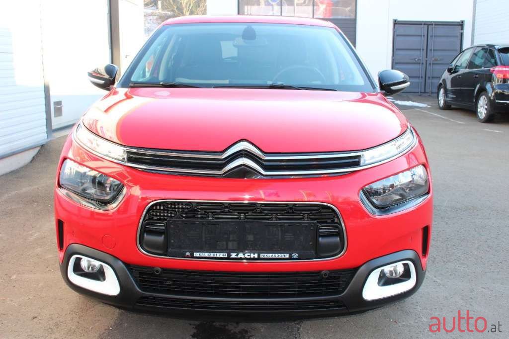 2019' Citroen C4 Cactus photo #3