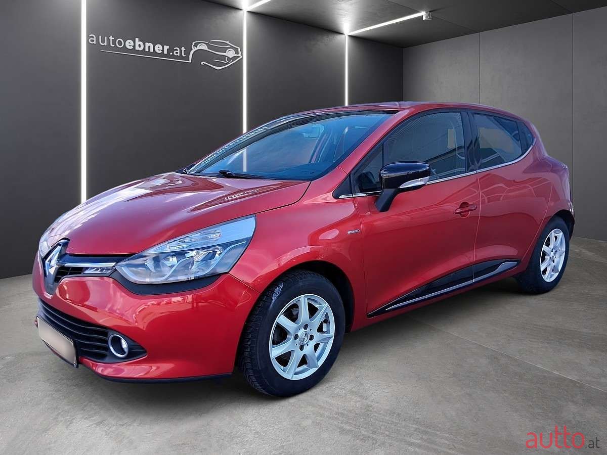 2015' Renault Clio photo #1