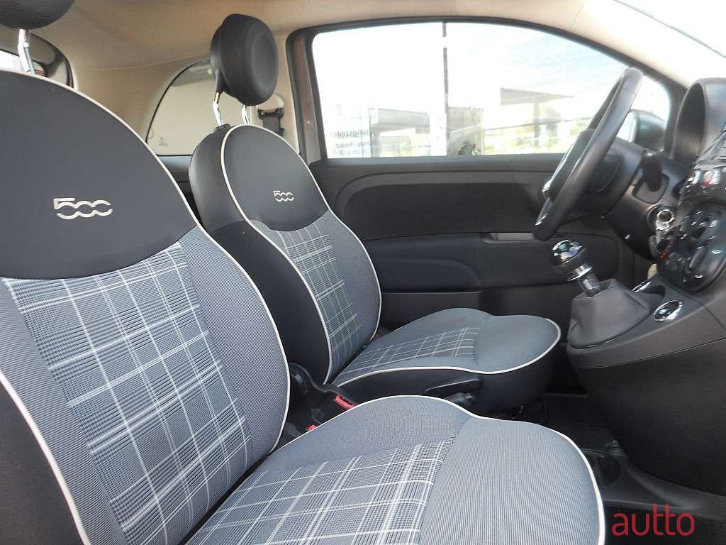 2019' Fiat 500 photo #2
