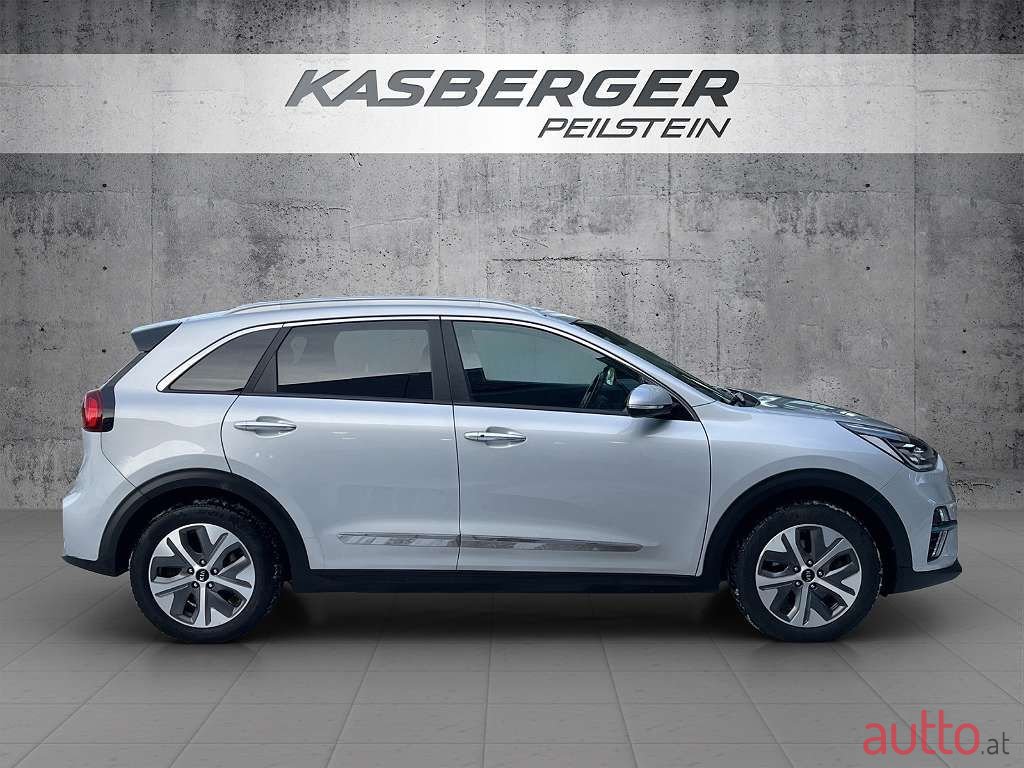 2021' Kia e-Niro photo #3