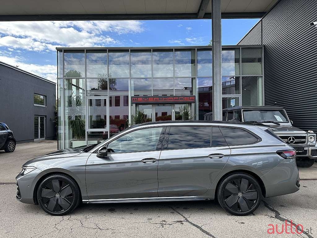 2024' Volkswagen Passat photo #6