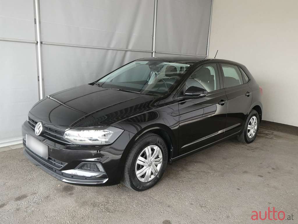 2018' Volkswagen Polo photo #1