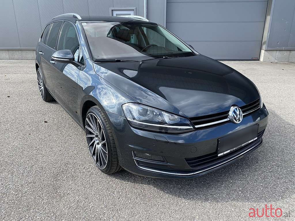 2016' Volkswagen Golf photo #1