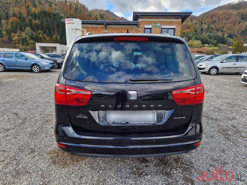 2014' SEAT Alhambra photo #5