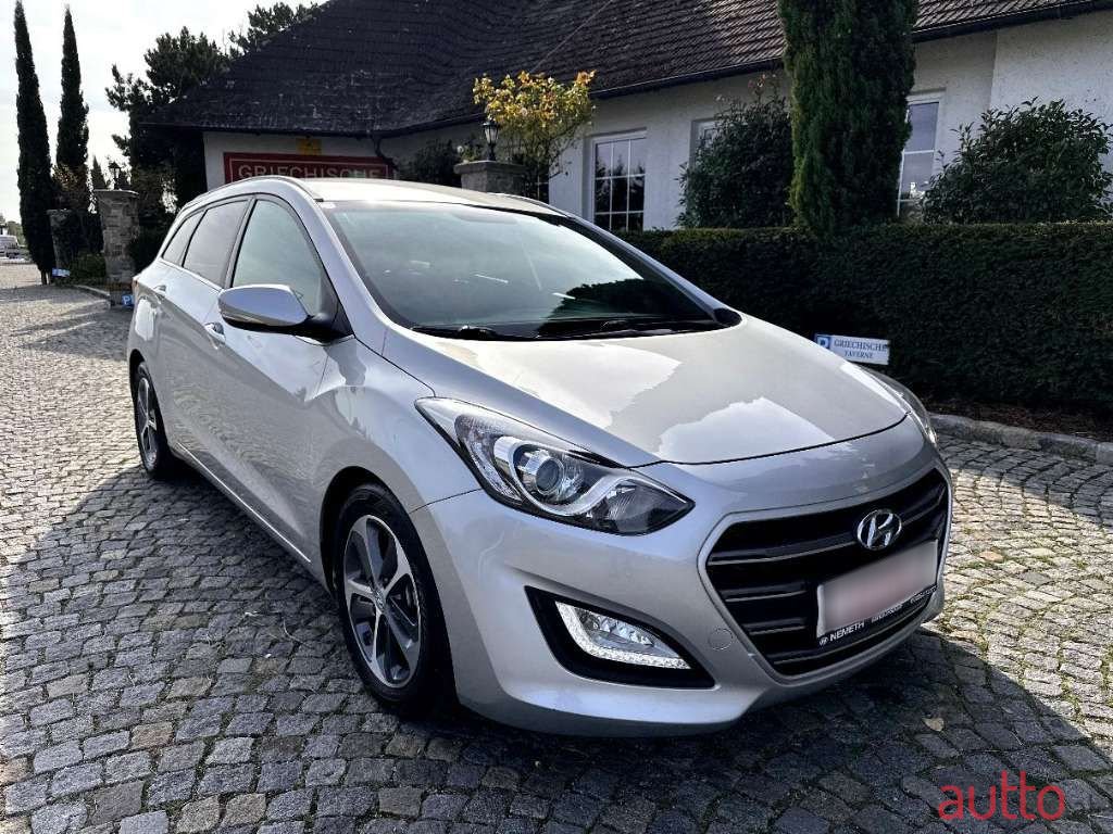 2016' Hyundai i30 photo #6