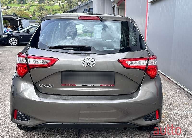 2018' Toyota Yaris photo #4