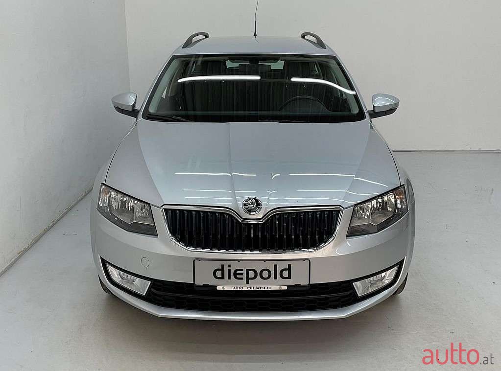 2018' Skoda Octavia photo #2