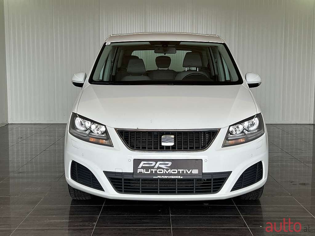2014' SEAT Alhambra photo #3