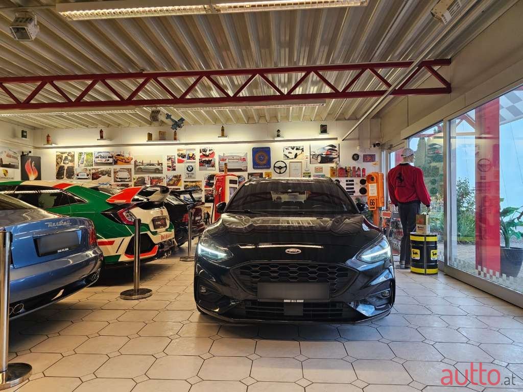 2019' Ford Focus photo #3