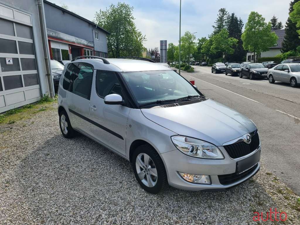 2014' Skoda Roomster photo #4